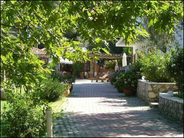 Green Park Platanias  Exteriör bild